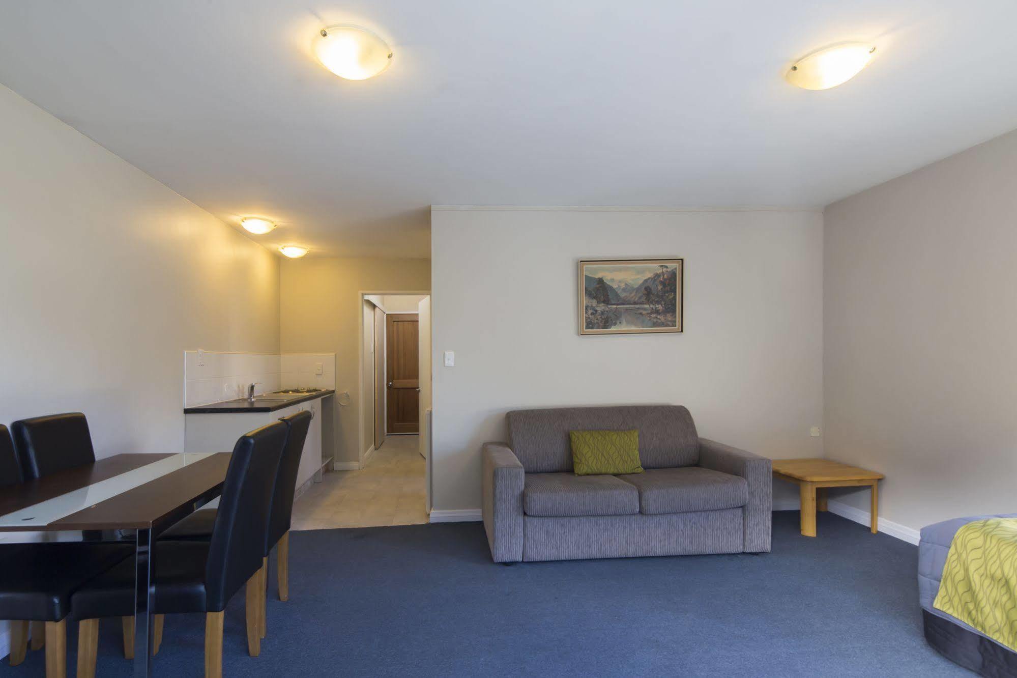 קווינסטאון Abba Court Motel מראה חיצוני תמונה